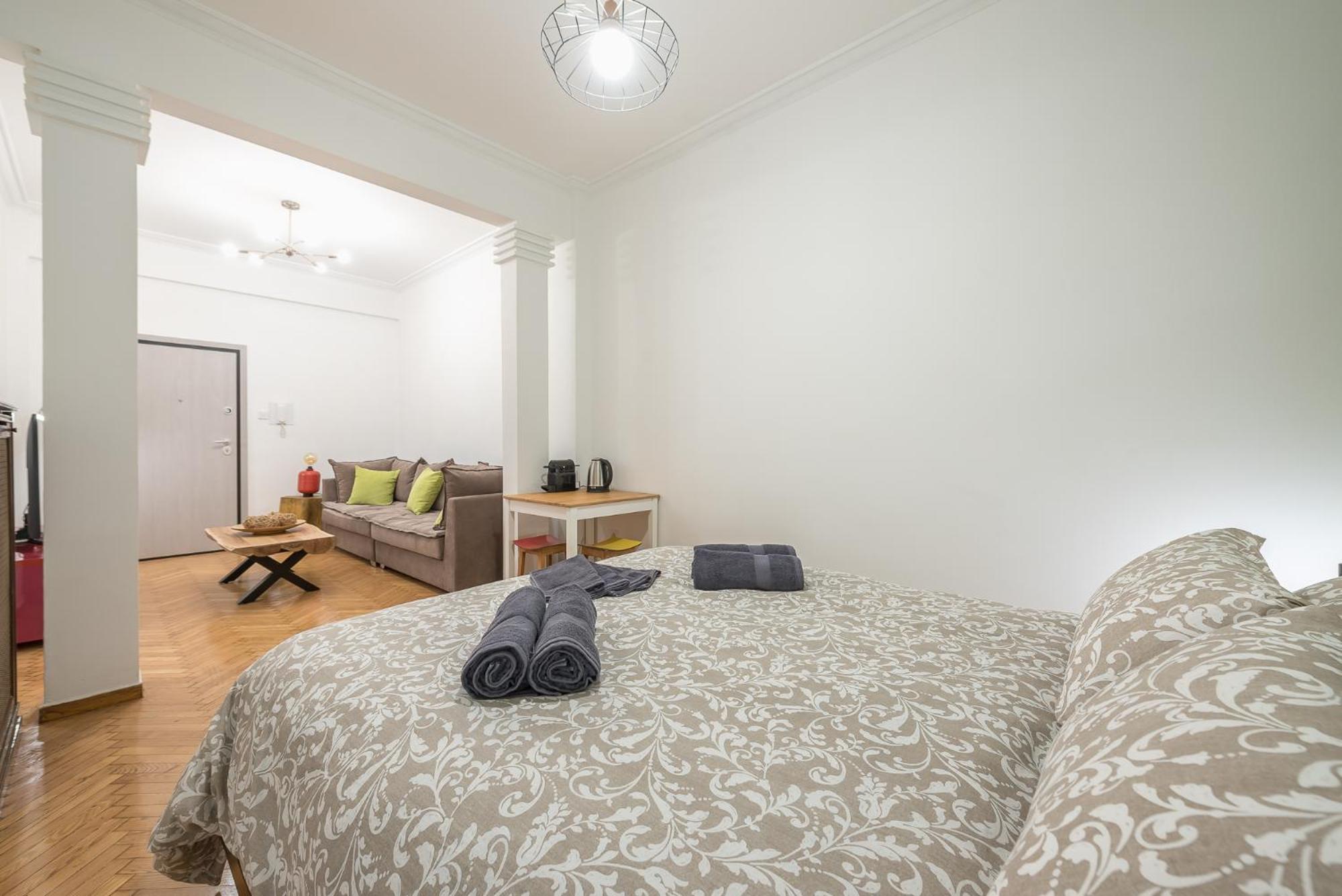 Stylish Luxury Apartment At Ampelokipi Metro Station เอเธนส์ ภายนอก รูปภาพ